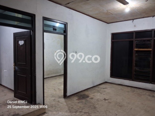 Ruko Komersial Dijual di Mergangsan Yogyakarta LT 205m2 & LB 323m2 Ruko Komersial Dijual di Mergangsan Yogyakarta LT 205m2 & LB 323m2