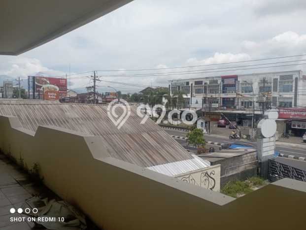 Unit Gudang Dijual di Mlati Sleman Luas Tanah 1000m2, Luas Bangunan 700m2 Unit Gudang Dijual di Mlati Sleman Luas Tanah 1000m2, Luas Bangunan 700m2