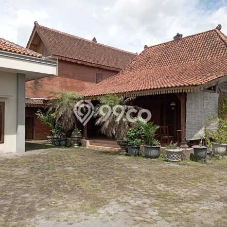 For Sale Rumah Mewah Exclusive di Gamping, Sleman For Sale Rumah Mewah Exclusive di Gamping, Sleman