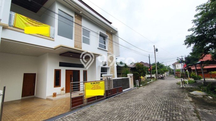 Dijual Cepat Rumah Bagus Siap Huni LB 200m2 di Ngaglik, Sleman Dijual Cepat Rumah Bagus Siap Huni LB 200m2 di Ngaglik, Sleman