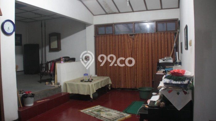 Rumah Terawat di Mergangsan, Yogyakarta, Luas Tanah 1115m2m², Luas Bangunan 346m2m² Rumah Terawat di Mergangsan, Yogyakarta, Luas Tanah 1115m2m², Luas Bangunan 346m2m²