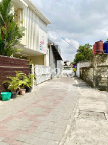 Jual Rumah Luas Megah Dengan View Eksklusif di Condong Catur, Sleman Jual Rumah Luas Megah Dengan View Eksklusif di Condong Catur, Sleman