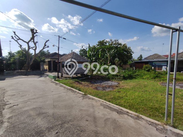 PRIME LOCATION! Tanah di Karangmalang, Luas 1046m², Cocok untuk Investasi PRIME LOCATION! Tanah di Karangmalang, Luas 1046m², Cocok untuk Investasi
