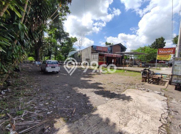 Tanah Siap Bangun Dijual di Yogyakarta Punya Luas 600m2 Tanah Siap Bangun Dijual di Yogyakarta Punya Luas 600m2