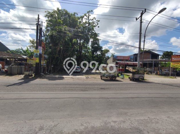 Tanah Siap Bangun Dijual di Yogyakarta Punya Luas 600m2 Tanah Siap Bangun Dijual di Yogyakarta Punya Luas 600m2