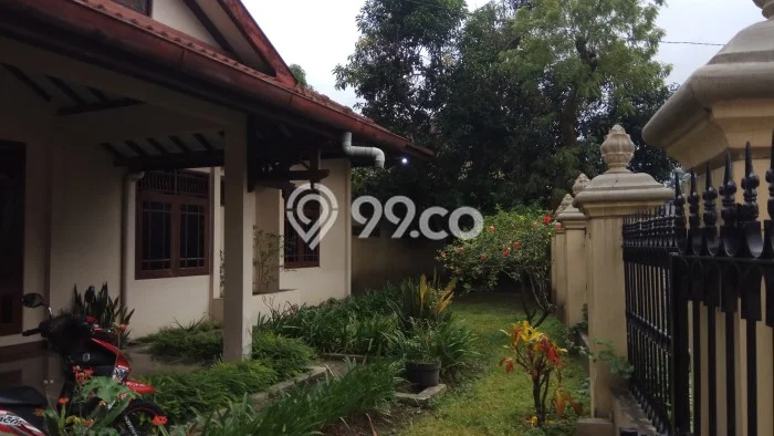 Rumah Luxury Modern Siap Huni di Caturtunggal Sleman Rumah Luxury Modern Siap Huni di Caturtunggal Sleman