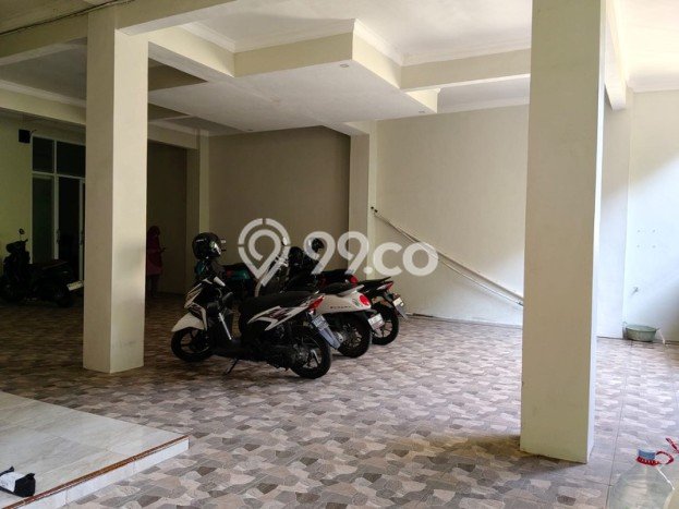 Unit Kost Dijual di Maguwoharjo dengan 15 Kamar Area Ramai Unit Kost Dijual di Maguwoharjo dengan 15 Kamar Area Ramai