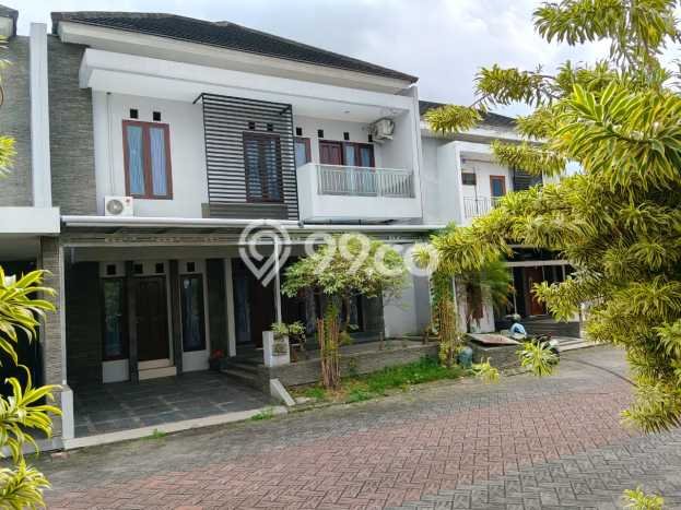 Rumah Strategis Minimalis Lb 165m2 di Depok, Sleman Rumah Strategis Minimalis Lb 165m2 di Depok, Sleman