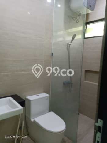 Rumah di Ngaglik, Dekat Stasiun, 3 KM, Luas 128m² LB 141m² Rumah di Ngaglik, Dekat Stasiun, 3 KM, Luas 128m² LB 141m²