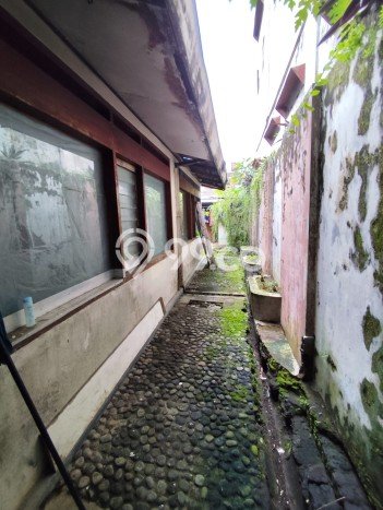 Tanah Kawasan Depok, Luas 380m2m², Akses Jalan Raya, Area Prospektif Tanah Kawasan Depok, Luas 380m2m², Akses Jalan Raya, Area Prospektif