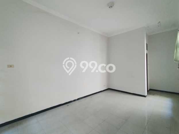 Lokasi strategis! Rumah siap huni dikontrakkan di Depok LB 100m2 Lokasi strategis! Rumah siap huni dikontrakkan di Depok LB 100m2