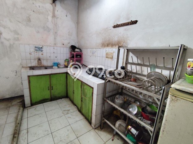 Unit Kost Dijual di Caturtunggal dengan 34 Kamar Kawasan Strategis Unit Kost Dijual di Caturtunggal dengan 34 Kamar Kawasan Strategis