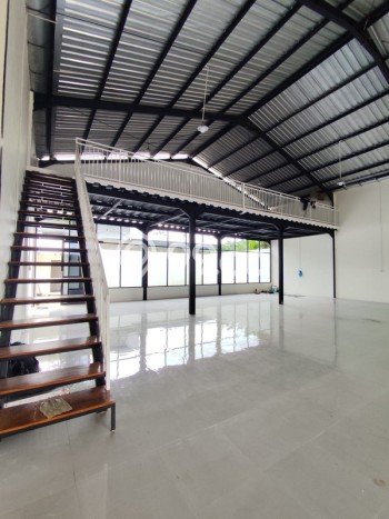 Lokasi Strategis! Dijual Gudang Bisnis di Ngaglik, Sleman Kondisi Baik Lokasi Strategis! Dijual Gudang Bisnis di Ngaglik, Sleman Kondisi Baik
