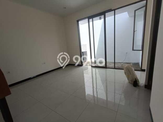 Rumah Modern 3 KT di Taman Kopo Indah Bandung Unfurnished Rumah Modern 3 KT di Taman Kopo Indah Bandung Unfurnished