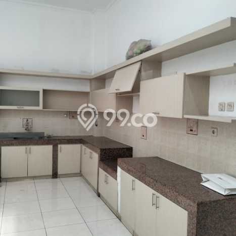 Disewakan Komersial di Sukajadi Bandung LT 300m2, LB 500m2 Disewakan Komersial di Sukajadi Bandung LT 300m2, LB 500m2