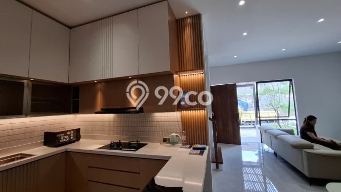 Rumah EXCLUSIVE! area , Bandung, LT 100m2m² Bangunan 140m2m², HARGA SPESIAL Rumah EXCLUSIVE! area , Bandung, LT 100m2m² Bangunan 140m2m², HARGA SPESIAL