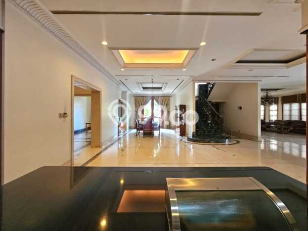 Jual Rumah Luas Elegan Dengan View Cantik di Kedoya, Jakarta Barat Jual Rumah Luas Elegan Dengan View Cantik di Kedoya, Jakarta Barat