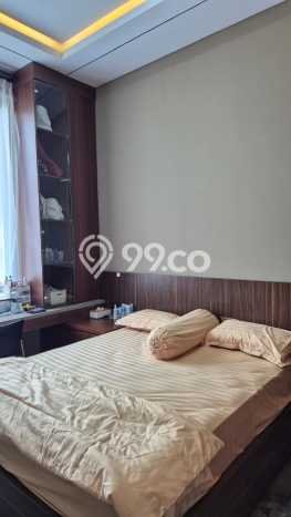 Siap Huni Hunian Elit 5 Kamar di Kebon Jeruk Dekat ke Mana Pun Siap Huni Hunian Elit 5 Kamar di Kebon Jeruk Dekat ke Mana Pun