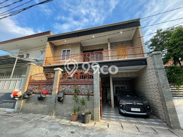 Siap Huni Rumah Mewah 8 Kamar di Cengkareng Dekat ke Mana Pun Siap Huni Rumah Mewah 8 Kamar di Cengkareng Dekat ke Mana Pun
