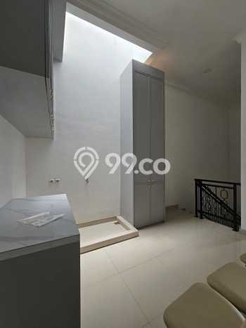Rumah Luxury Modern Tanpa Renovasi di Sektor 1A-Gading Serpong Tangerang Rumah Luxury Modern Tanpa Renovasi di Sektor 1A-Gading Serpong Tangerang