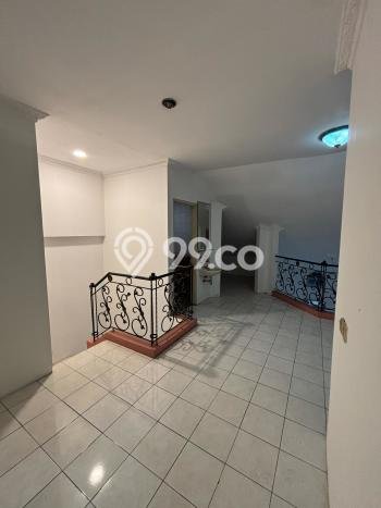 Jual Rumah Strategis Bagus Punya 4 KT di Lippo Karawaci Tangerang SHM Jual Rumah Strategis Bagus Punya 4 KT di Lippo Karawaci Tangerang SHM