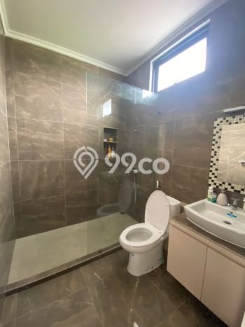Siap Huni Hunian Elit 3 Kamar di BSD Dekat ke Mana Saja Siap Huni Hunian Elit 3 Kamar di BSD Dekat ke Mana Saja