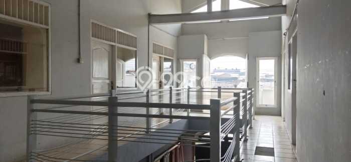 Dijual Kost Strategis di Tebet, Jakarta Selatan 15 KT, 15 KM, Luas Bangunan 274m2 Dijual Kost Strategis di Tebet, Jakarta Selatan 15 KT, 15 KM, Luas Bangunan 274m2