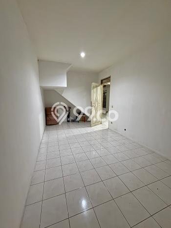 Jual Rumah Strategis Bagus Punya 4 KT di Lippo Karawaci Tangerang SHM Jual Rumah Strategis Bagus Punya 4 KT di Lippo Karawaci Tangerang SHM