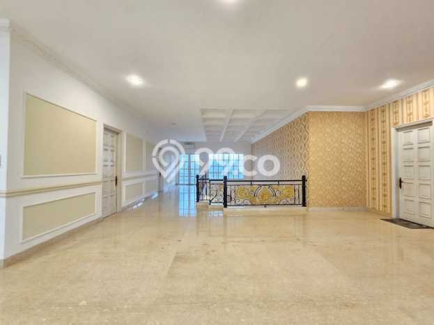 For Sale! Premium House LT 550m2 Desain Elegan di Alam Sutera For Sale! Premium House LT 550m2 Desain Elegan di Alam Sutera