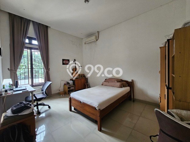 Rumah Mewah Siap Huni LT 190m2 di Karawaci, Tangerang Rumah Mewah Siap Huni LT 190m2 di Karawaci, Tangerang