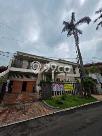 Rumah Elit Modern Siap Huni di Pondok Indah Jakarta Selatan Rumah Elit Modern Siap Huni di Pondok Indah Jakarta Selatan