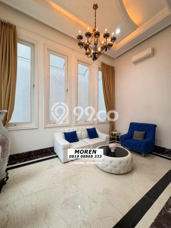 Rumah Mewah LB 1000m2 Siap Pakai Desain Elegan di Senayan, Jakarta Selatan Rumah Mewah LB 1000m2 Siap Pakai Desain Elegan di Senayan, Jakarta Selatan