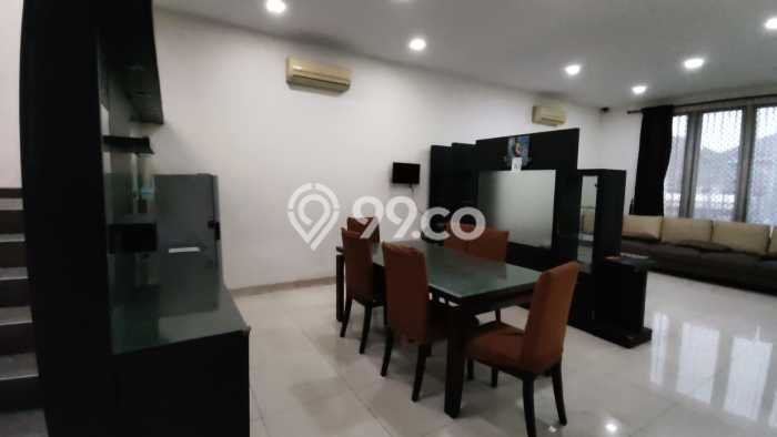 PROPERTI PILIHAN! Rumah Nyaman di Pluit, Luas 200m² Bangunan 500m² PROPERTI PILIHAN! Rumah Nyaman di Pluit, Luas 200m² Bangunan 500m²