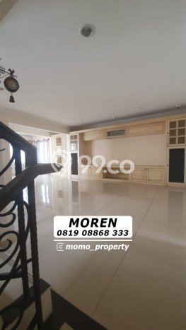 Rumah Minimalis di Pantai Indah Kapuk, Jakarta Utara, Luas 180m² Bangunan 325m² Rumah Minimalis di Pantai Indah Kapuk, Jakarta Utara, Luas 180m² Bangunan 325m²