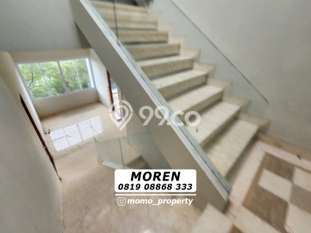 BEST OFFER! Rumah Untuk Investasi area Pantai Indah Kapuk, LT 270m² LB 600m² BEST OFFER! Rumah Untuk Investasi area Pantai Indah Kapuk, LT 270m² LB 600m²