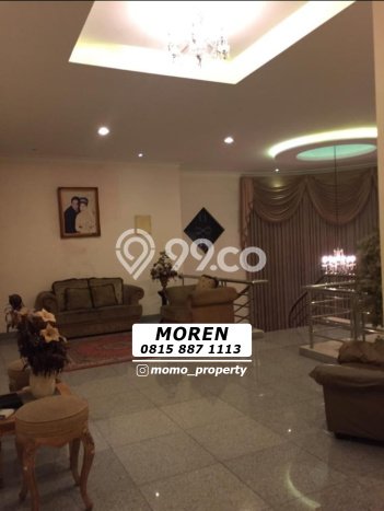 Rumah Elit LB 700m2 Siap Pakai Desain Elegan di Pantai Indah Kapuk, Jakarta Utara Rumah Elit LB 700m2 Siap Pakai Desain Elegan di Pantai Indah Kapuk, Jakarta Utara