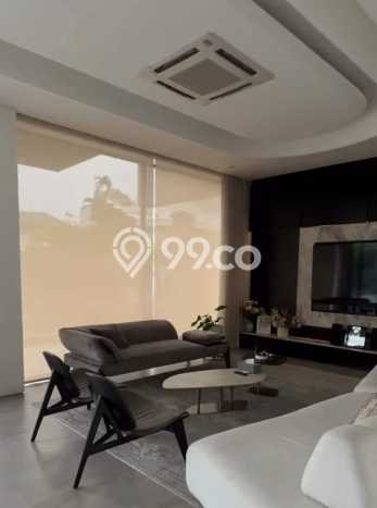 Rumah Terawat di , Jakarta Utara, Luas Tanah 720m2m², Luas Bangunan 1300m2m² Rumah Terawat di , Jakarta Utara, Luas Tanah 720m2m², Luas Bangunan 1300m2m²