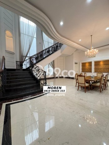 Rumah Mewah LB 1000m2 Siap Pakai Desain Elegan di Senayan, Jakarta Selatan Rumah Mewah LB 1000m2 Siap Pakai Desain Elegan di Senayan, Jakarta Selatan