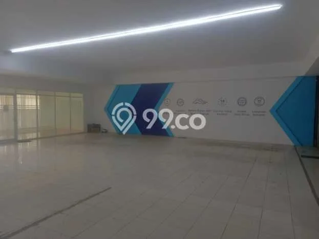 Disewakan Komersial Kawasan Narogong, Luas 1600m2m², Area Berkembang Disewakan Komersial Kawasan Narogong, Luas 1600m2m², Area Berkembang