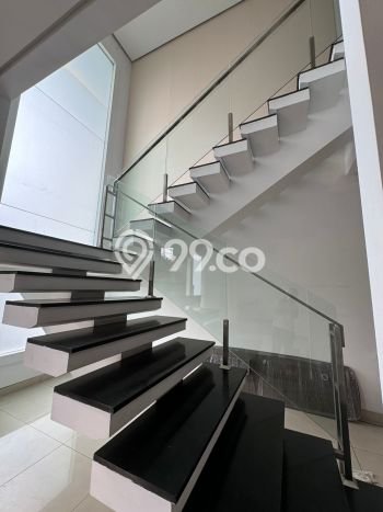 Dijual Rumah Mewah Megah Dengan View Cantik di Pantai Indah Kapuk, Jakarta Utara Dijual Rumah Mewah Megah Dengan View Cantik di Pantai Indah Kapuk, Jakarta Utara