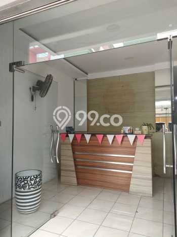 Ruko Dijual di Jakarta Barat LT 60m2 & LB 117m2 Lokasi Terbaik! Ruko Dijual di Jakarta Barat LT 60m2 & LB 117m2 Lokasi Terbaik!