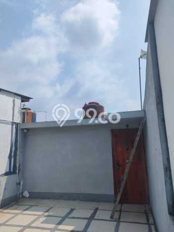 Ruko Dijual di Jakarta Barat LT 60m2 & LB 117m2 Lokasi Terbaik! Ruko Dijual di Jakarta Barat LT 60m2 & LB 117m2 Lokasi Terbaik!