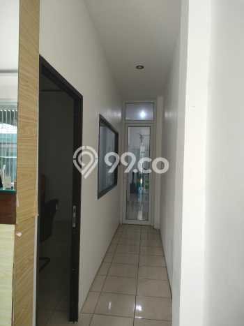 Ruko Dijual di Jakarta Barat LT 60m2 & LB 117m2 Lokasi Terbaik! Ruko Dijual di Jakarta Barat LT 60m2 & LB 117m2 Lokasi Terbaik!