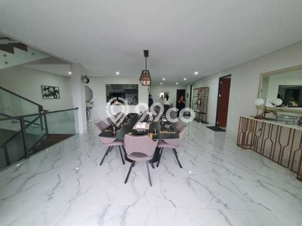 For Sale! Premium House LT 878m2 Desain Modern di Resor Dago Pakar For Sale! Premium House LT 878m2 Desain Modern di Resor Dago Pakar