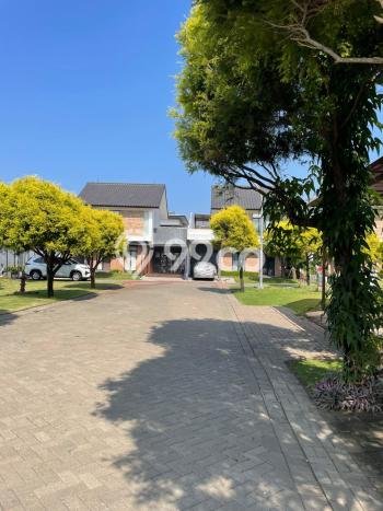 Rumah Mewah LB 220m2 Siap Pakai Desain Elegan di Kota Baru Parahyangan, Bandung Rumah Mewah LB 220m2 Siap Pakai Desain Elegan di Kota Baru Parahyangan, Bandung
