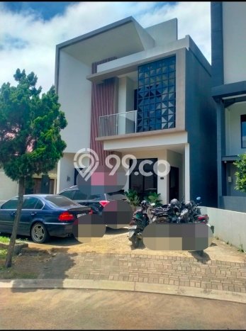 Ready to Use! Luxury House LT 179m2 Desain Elegan di Singgasana Ready to Use! Luxury House LT 179m2 Desain Elegan di Singgasana