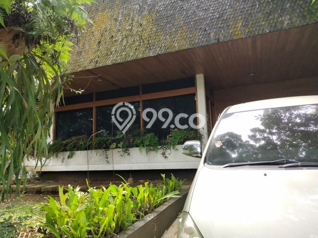 Hunian Elit LB 600m2 Siap Pakai Desain Elegan di Sayap Dago, Bandung Hunian Elit LB 600m2 Siap Pakai Desain Elegan di Sayap Dago, Bandung