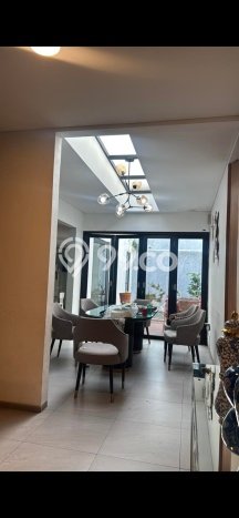Dijual Rumah Luas Elegan Dengan View Eksklusif di Geger Kalong, Bandung Dijual Rumah Luas Elegan Dengan View Eksklusif di Geger Kalong, Bandung