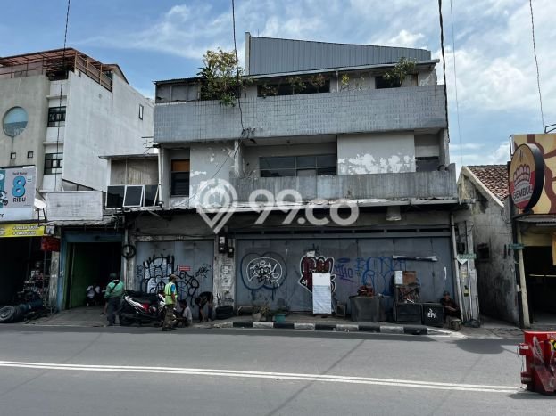 Komersial Dijual di Bandung LT 245m2 & LB 600m2 Lokasi Terbaik! Komersial Dijual di Bandung LT 245m2 & LB 600m2 Lokasi Terbaik!