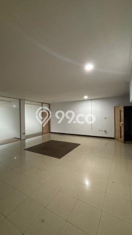 Hunian Modern Dikontrakkan 9 Kamar di Kebayoran Baru Bisa Nego Hunian Modern Dikontrakkan 9 Kamar di Kebayoran Baru Bisa Nego